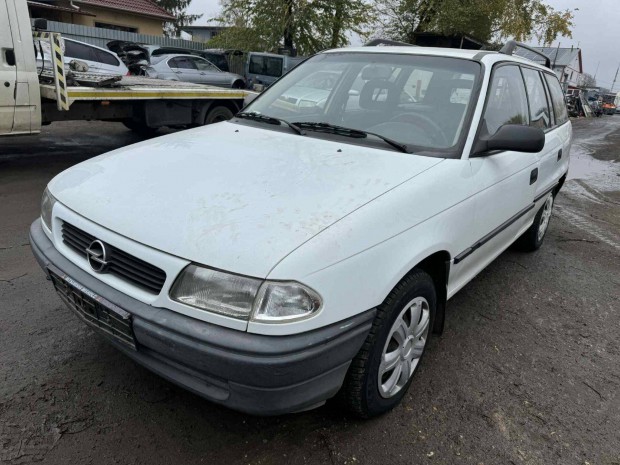 1996 Opel Astra F 1.7D -X17DTL- bontott alkatrszek