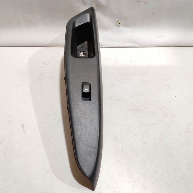 199947 Kia Rio 2011-2017 jobb első ablakemelő kapcsoló 827401W010