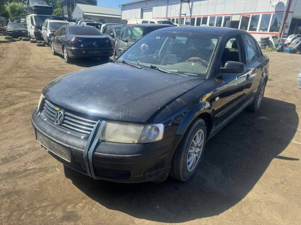 1999 Volkswagen Passat B5 1.6 -AHL- bontott alkatrészek