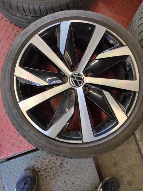 19" 19 5x112 VW t-cross 225/40r19 Bridgestone 385eft/4db