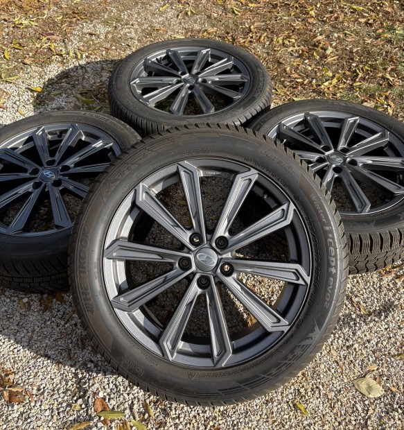 19" Alufelni Hyundai Tucson Téligumi 235/50 R19