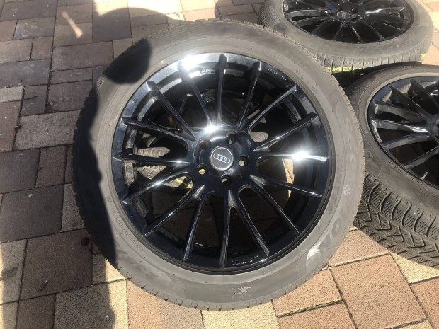 19" Alufelni gumival 5*112 lyukkrrel