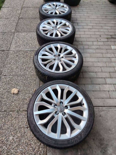 19" Audi gyári alufelni szett, ár alatt: