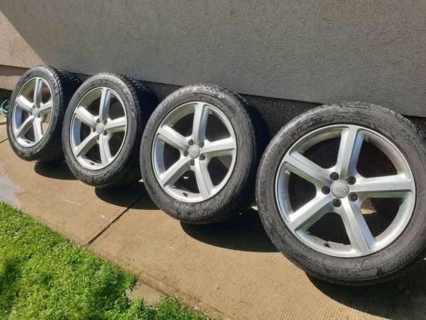 19" Audi gyári alufelni szett, téli gumikkal: