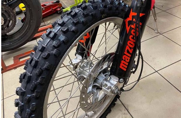 19" Enduro els kerk