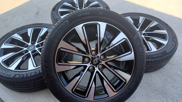 19" Renault Austral*Csere Érdekel