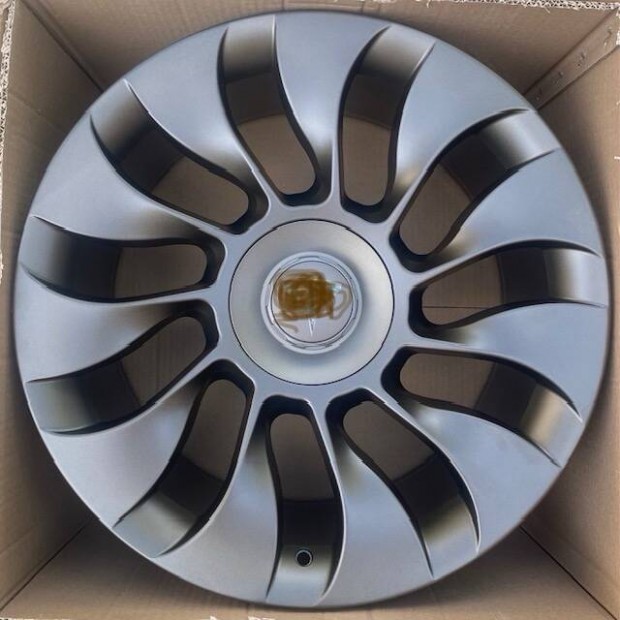 19" Tesla Y új alufelni garnitúra