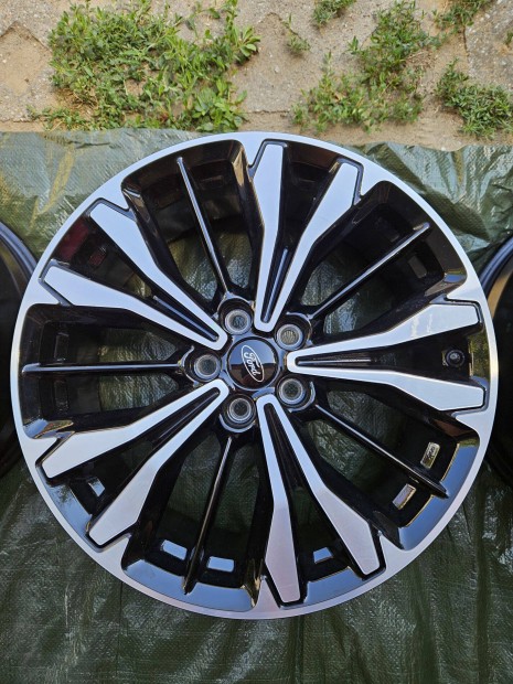 19" gyri Ford Kuga mk3 alufelni garnitra