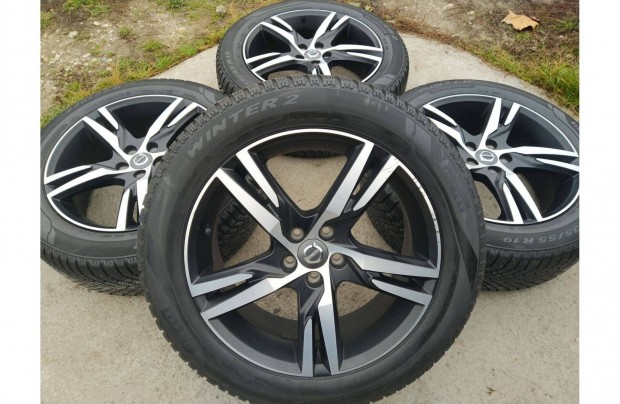 19" gyri Volvo XC60 19 gyri Volvo XC60 5x108 Tli Pirelli