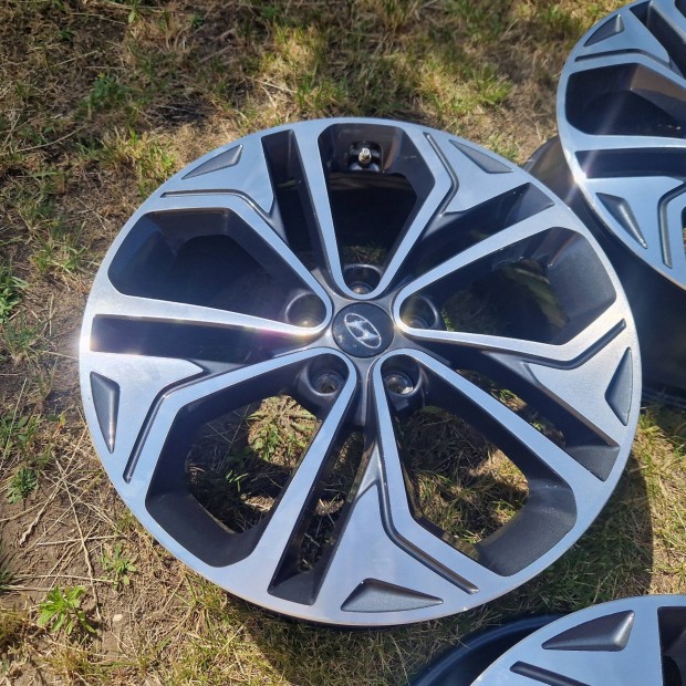 19" gyári hyundai alufelni tucson i30 i40 ioniq felni 19 kia mazda