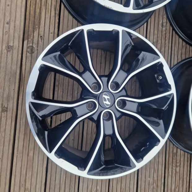 19" gyri hyundai i30 N alufelni 5x114,3 kia toyota honda felni