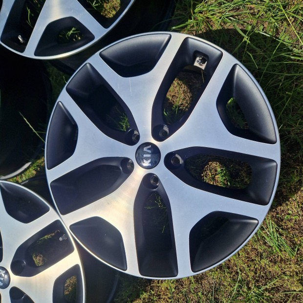 19" gyári kia alufelni sorento sportage ceed hyundai 5x114,3 felni