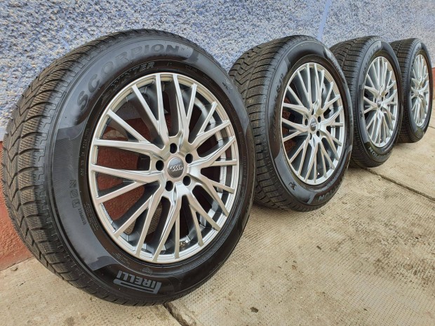 19"-os 5x112 Aez / VW-AUDI /alufeni Pirelli tligumival szerelve