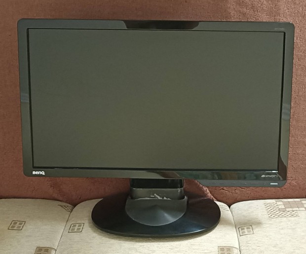 19"-os Benq monitor elad 