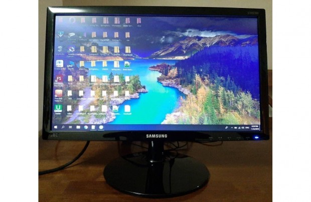 19"-os Samsung LED monitor gynyr kppel, kbeleivel elad