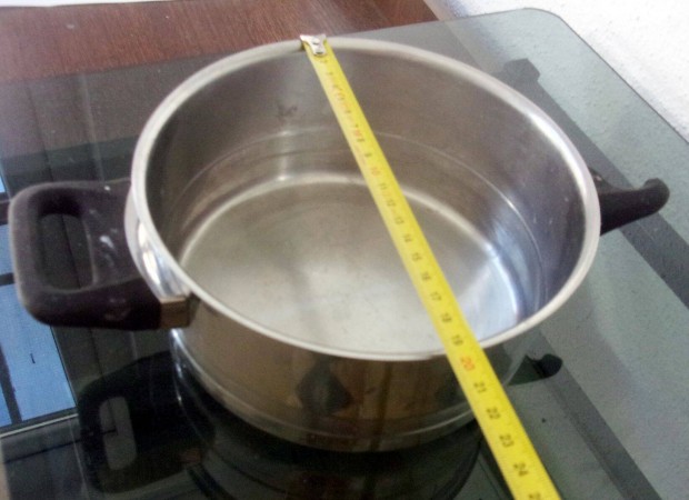 19 cm átmérő rozsdamentes acél lábas edény Újpest központ közelében