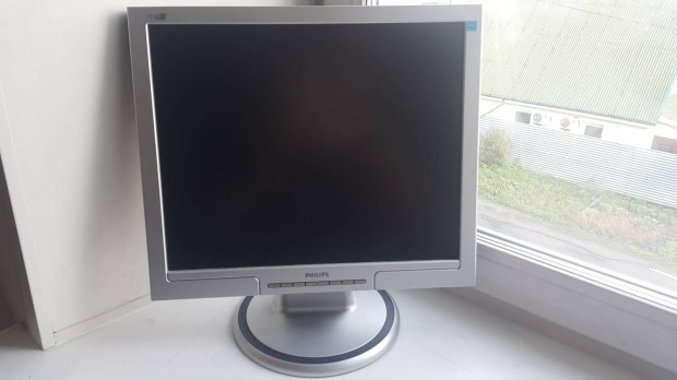 19 colos - Philips 190S6FS - Monitor 3.000 Ft