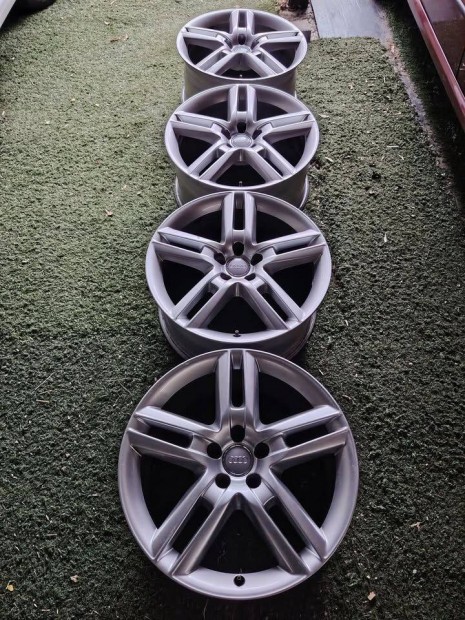 19-es Audi S-line gyri alufelnik!