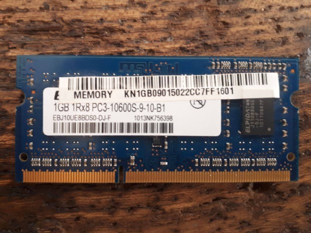 1GB DDR3 laptop ram / memória kártya