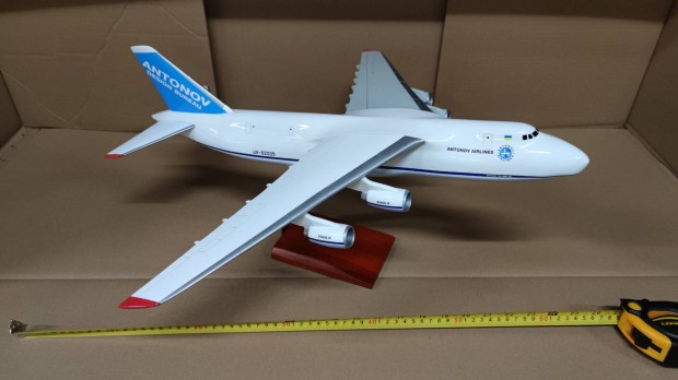 1/130 Antonov An-124 Replgp modell