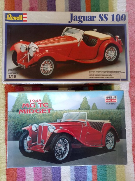 1:16 makett aut Revell Jaguar SS 100