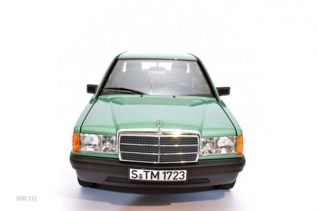 1:18 1982 Mercedes 190E nyithat autmodell 1/18 Mercedes-Benz 190