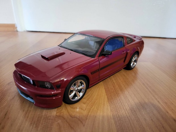 1:18 1/18 Autoart Ford Mustang modellaut