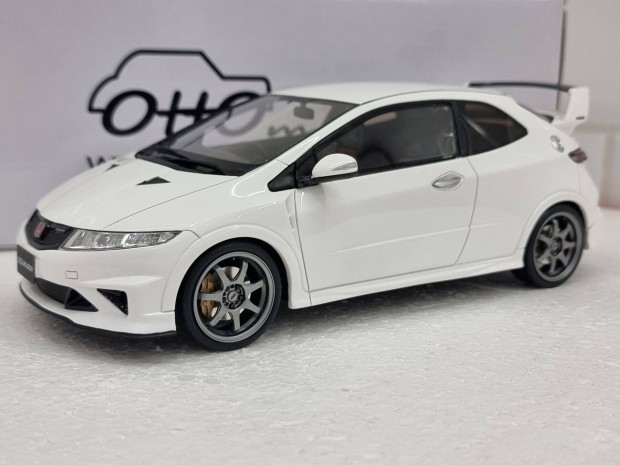 1/18 1:18 Honda Civic (FN2) Mugen 2010, Otto mobile modell