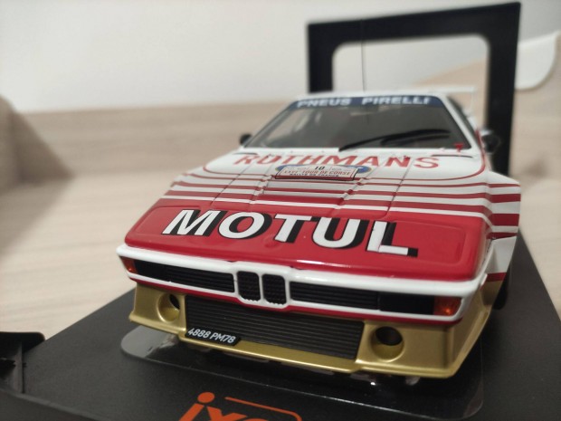 1/18 1:18 Ixo BMW M1 Rallye modell