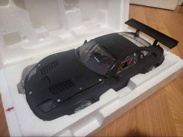 1:18 1/18 Kyosho Ferrari 575 GTC modellaut