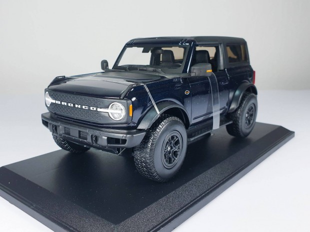 1:18 1/18 Maisto Ford Bronco