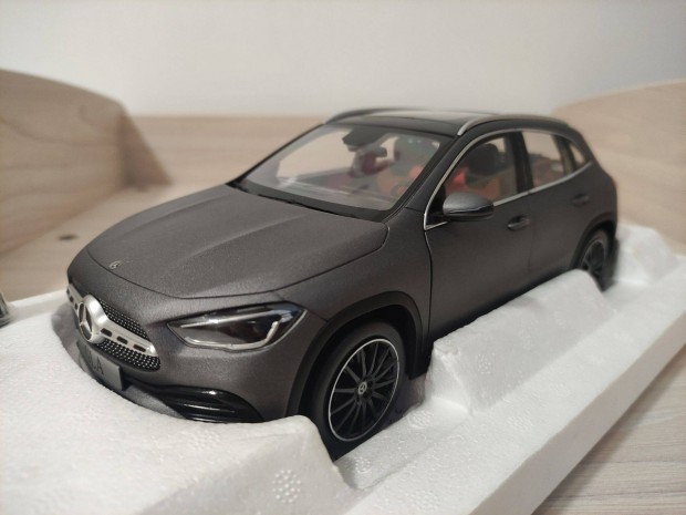 1/18 1:18 Mercedes GLA Z-models autmodell