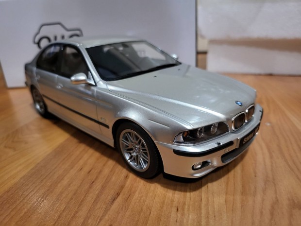 1:18 1/18 Ottomobile BMW E39 M5 modellaut