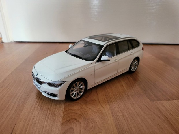 1:18 1/18 Paragon BMW F31 3 Series modellaut