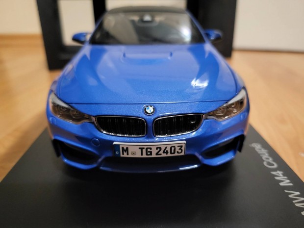 1:18 1/18 Paragon BMW M4 modellaut