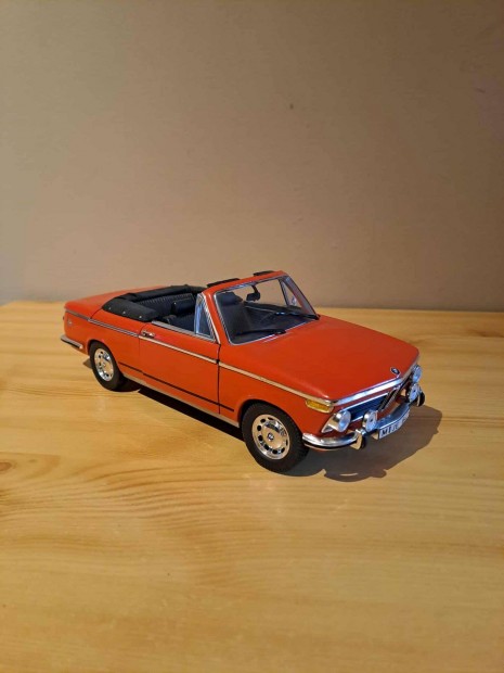 1:18 Anson BMW 2002 cabrio modell