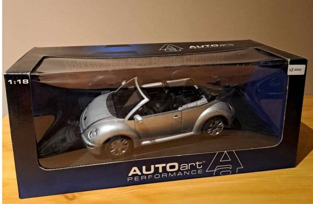 1:18 Autoart Volkswagen new Beetle modell