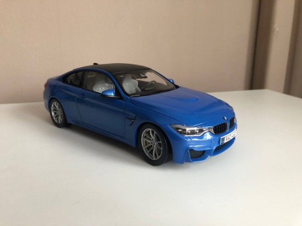 1:18 BMW M4 Coupe modellaut