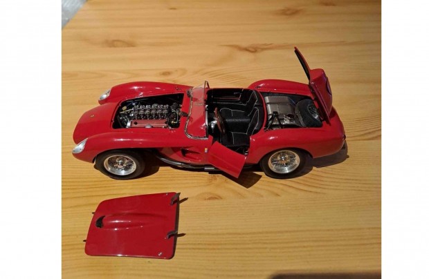 1:18 CMC Ferrari 250 Testa Rossa modell