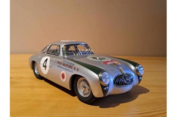 1:18 CMC Mercedes-Benz 300SL Panamerica modell