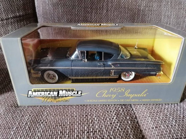 1:18 Chevrolet Impala 1958 