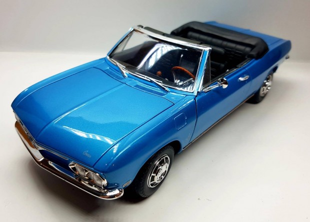 1/18 Corvair Monza Roadsignature kiads autmodell 