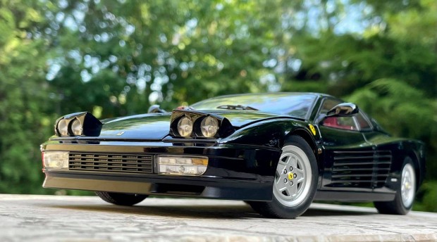 1:18 Ferrari Testarossa Kyosho