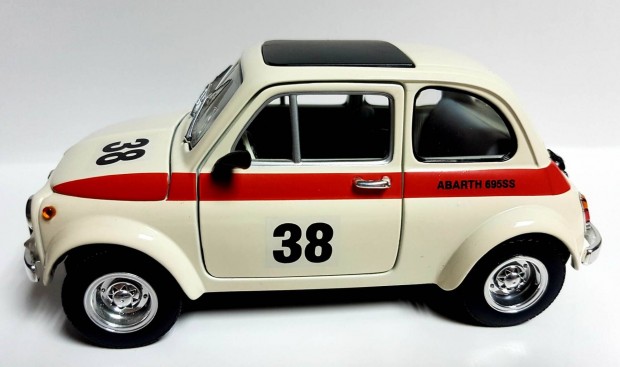 1/18 Fiat Abarth autmodell 
