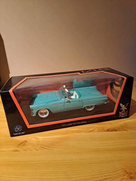 1:18 Ford Thunderbird modell 1/18