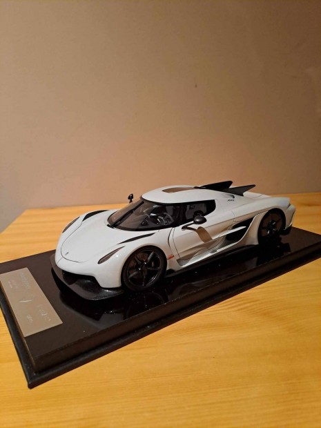 1:18 Frointiart Koenigsegg Jesko Absolut modell