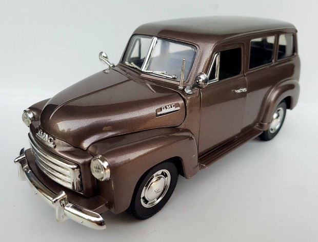 1/18 GMC Carryall Suburban Mira kiads autmodell 