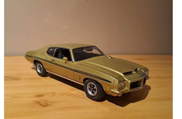 1:18 GMP Pontiac GTO modell