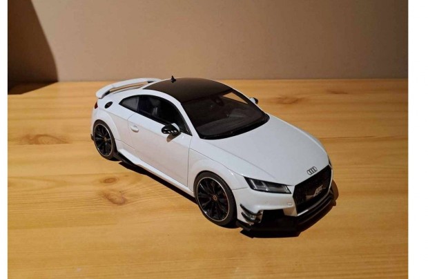 1:18 GT Spirit Audi TT RS modell