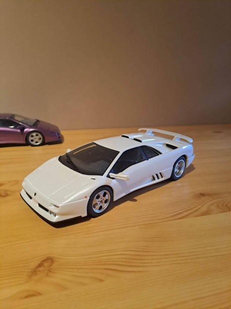 1:18 GT Spirit Lamborghini Diablo SE30 Jota modell 1/18